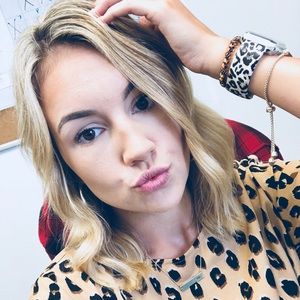 Meet your Posher, Macy